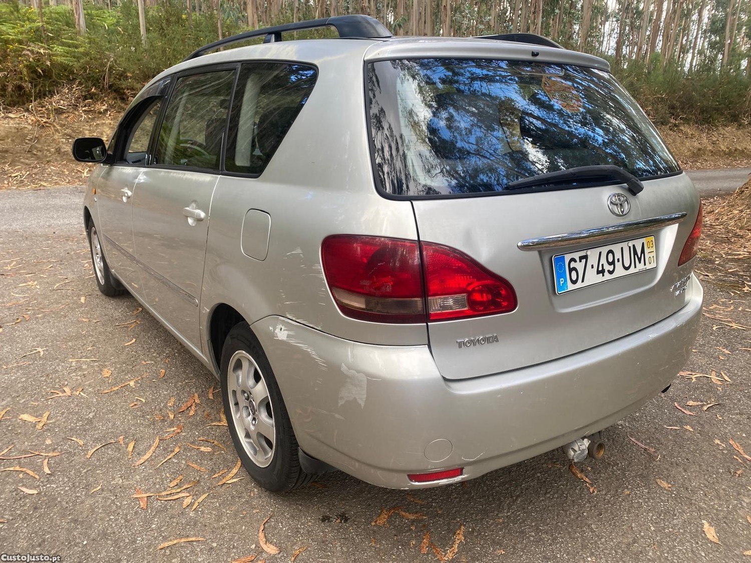 Toyota Avensis Verso (Clm20)-7L — fotografia 8