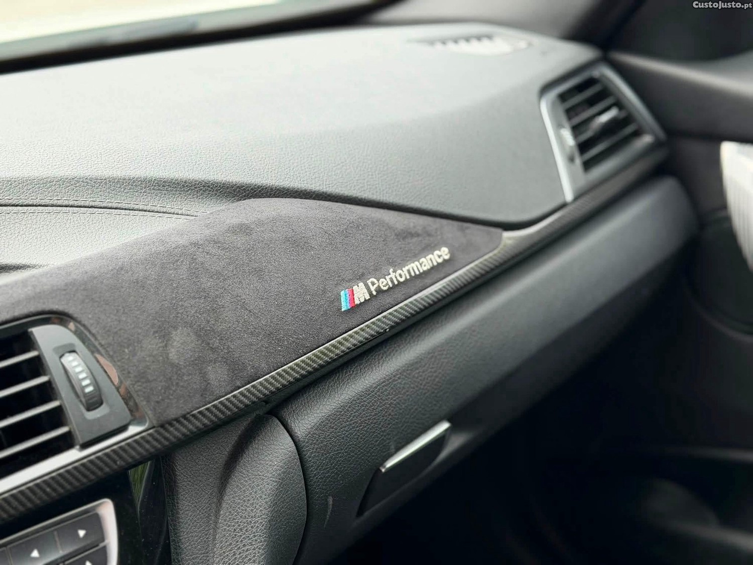 BMW 320 d Pack M Shadow Auto — fotografia 13