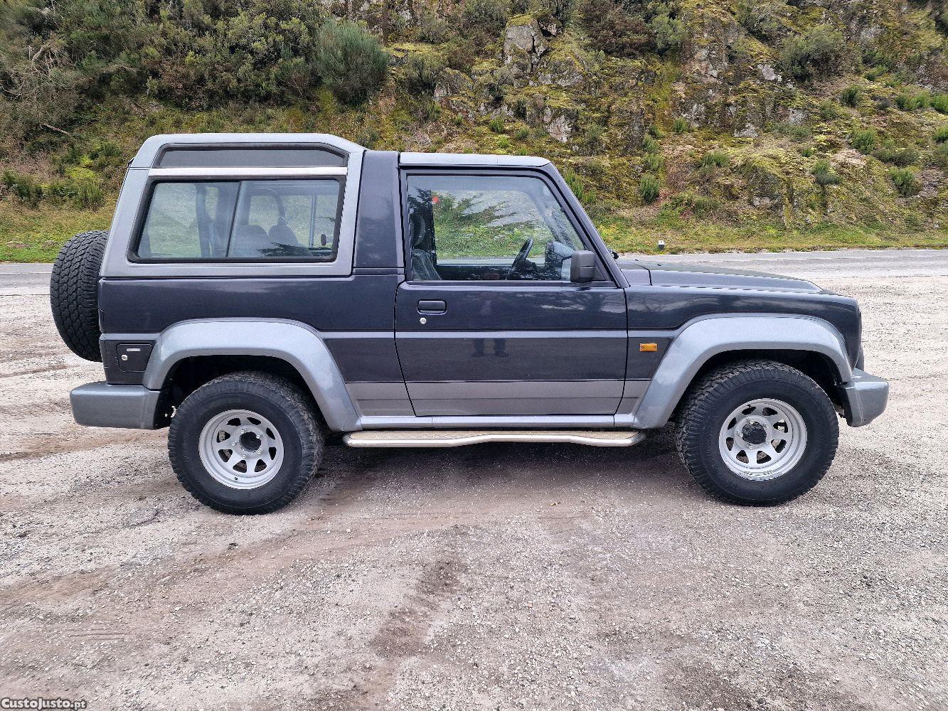 Daihatsu Rocky 2.800 turbo — fotografia 7