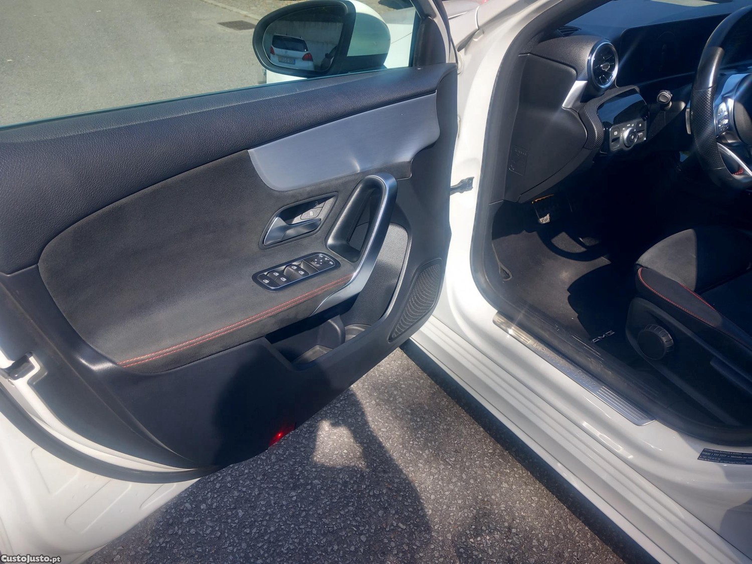 Mercedes-Benz A 180 d AMG Line Aut. — fotografia 10