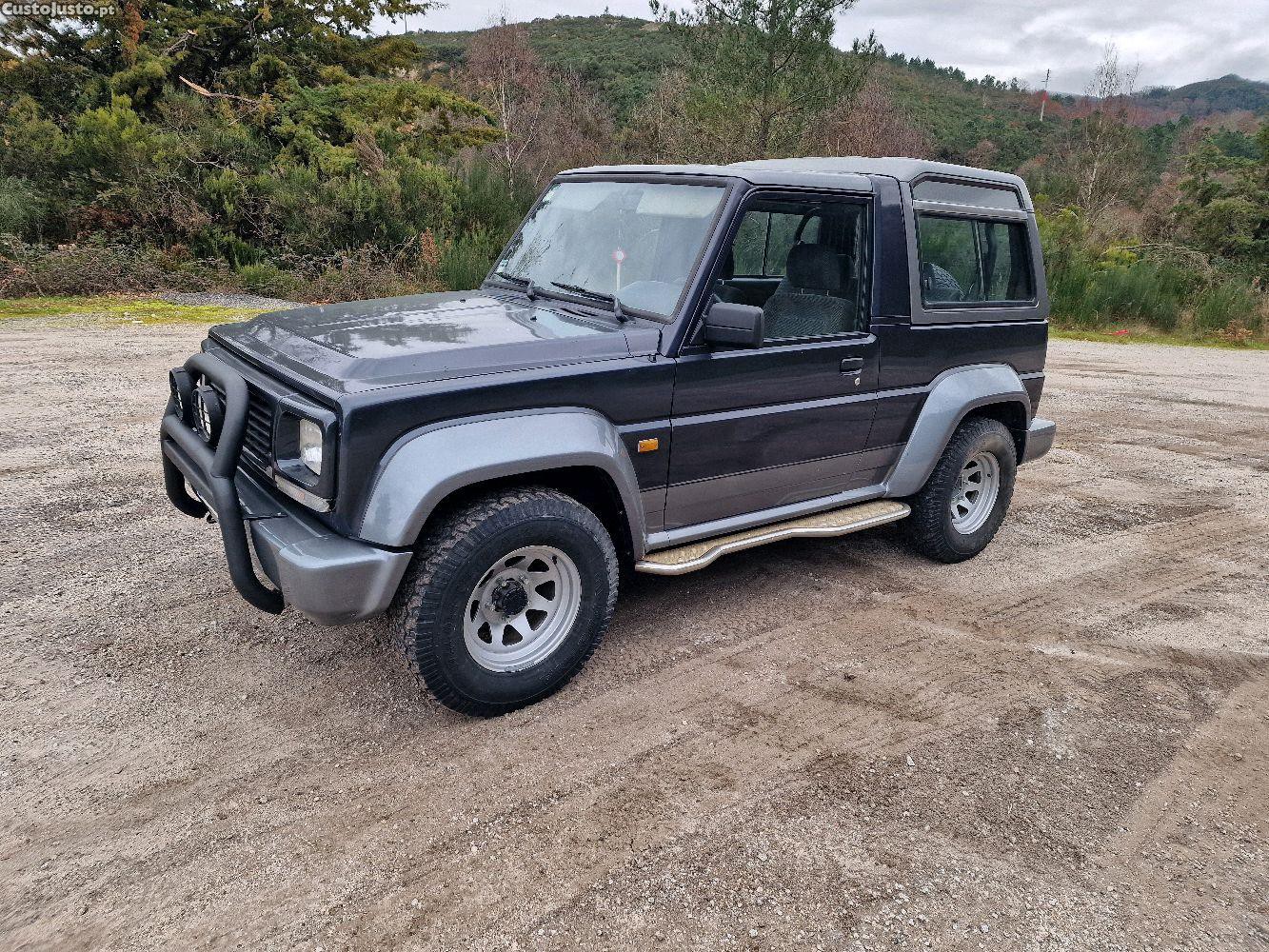 Daihatsu Rocky 2.800 turbo — fotografia 8