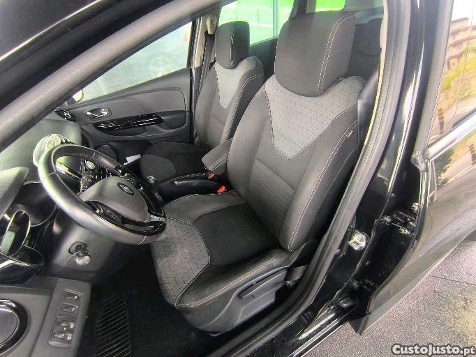 Renault Clio 1.5 DCI diesel — photo 5