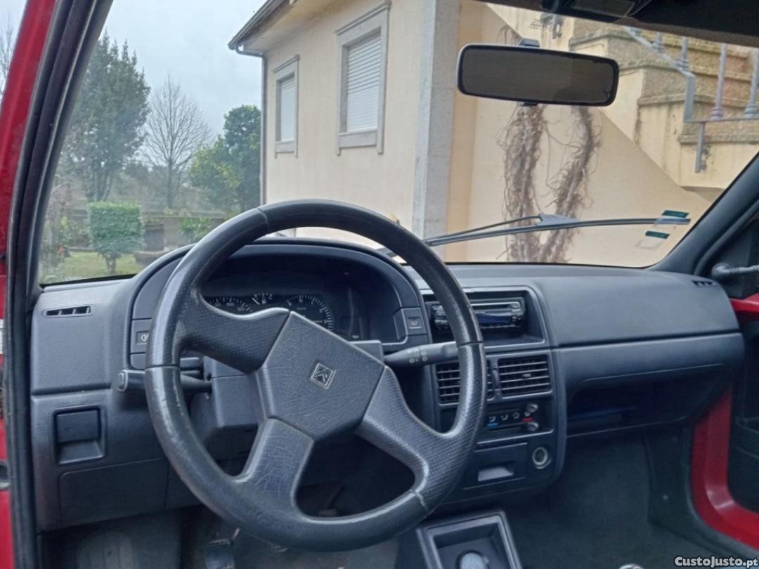 Citroën AX 1.0tre — fotografia 3