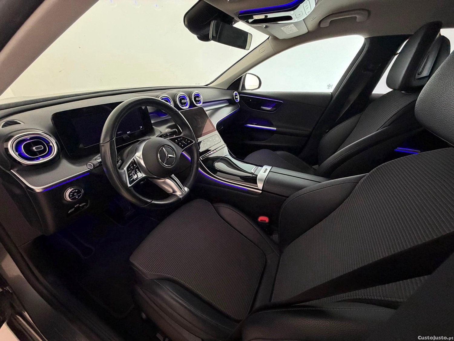 Mercedes-Benz C 300 e AMG Line — fotografia 13