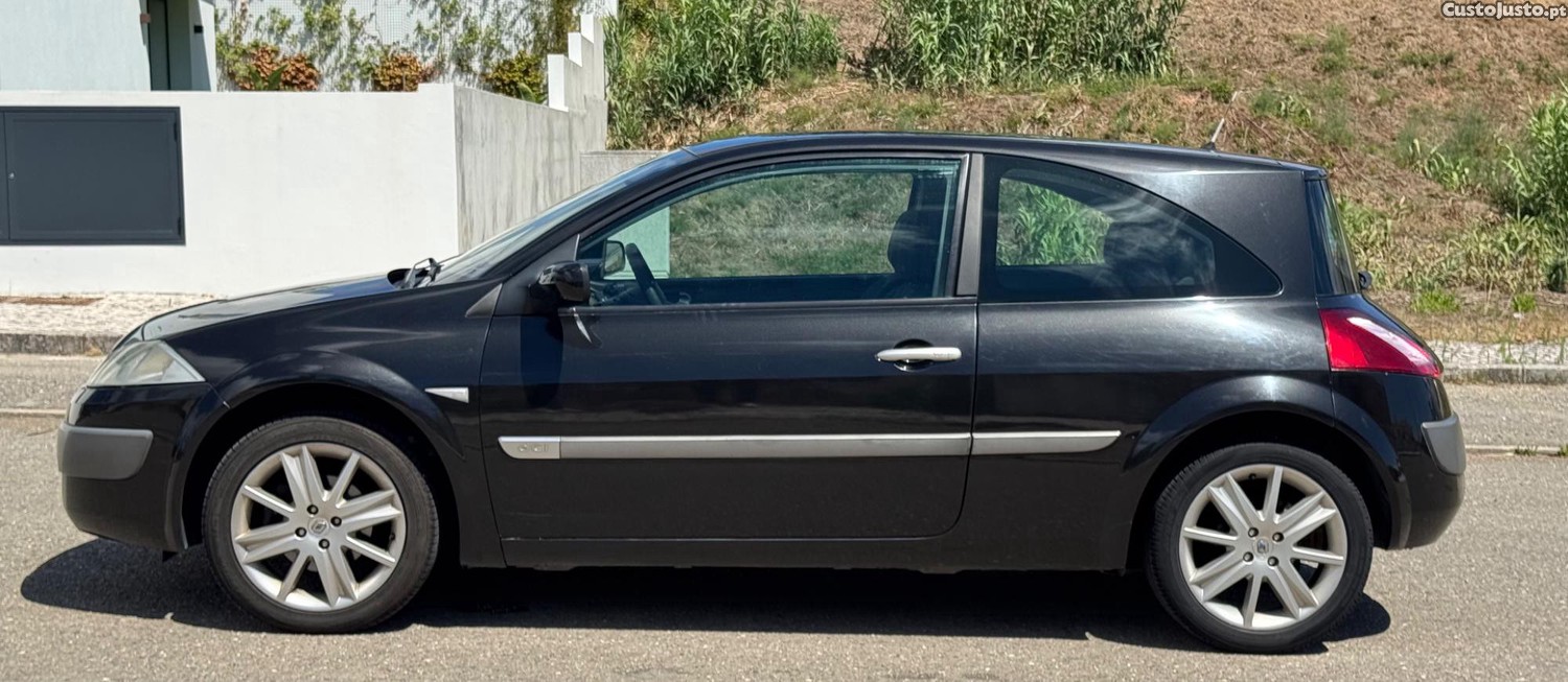 Renault Mégane Coupé — fotografia 9