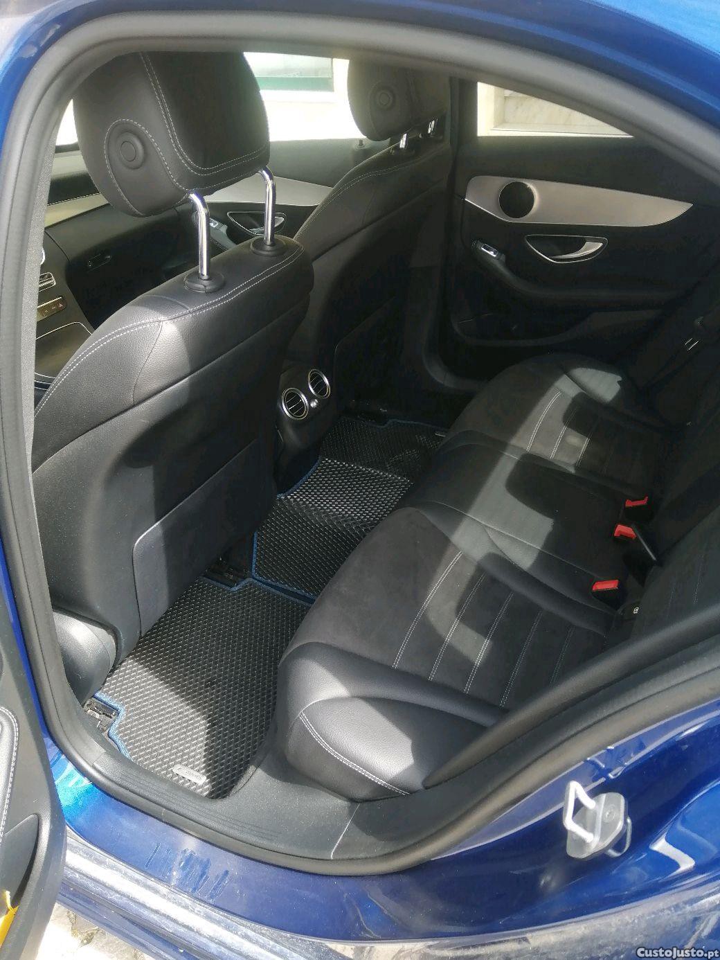 Mercedes-Benz C 180 AMG — fotografia 2