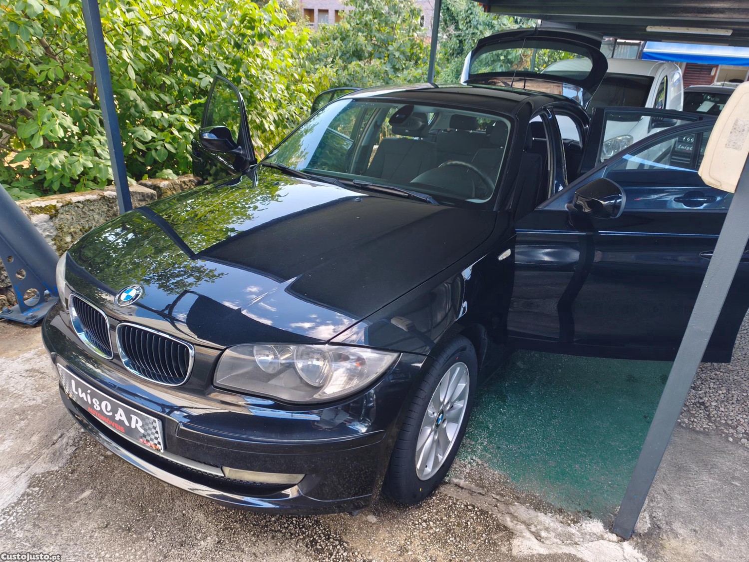BMW 118 d — fotografia 13