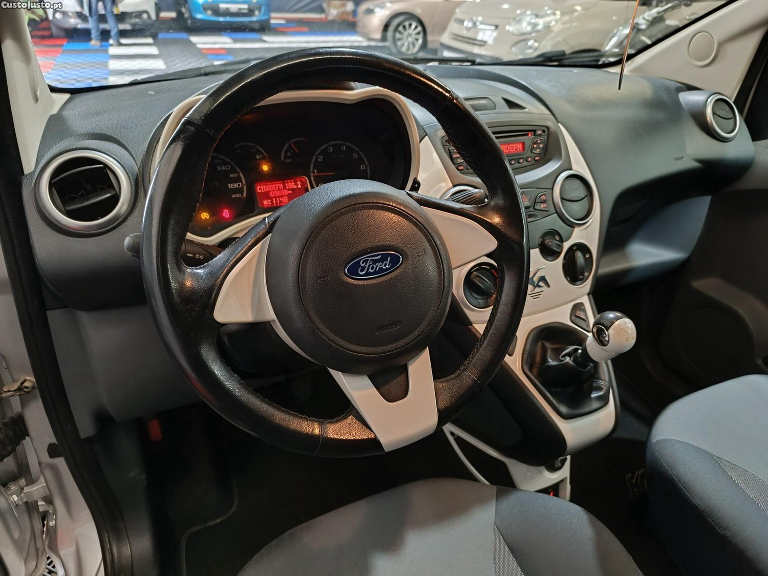 Ford KA 1.2 City — fotografia 4