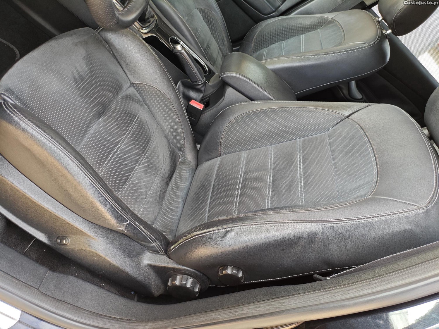 Ford Mondeo Titanium 1.8tdci — fotografia 3