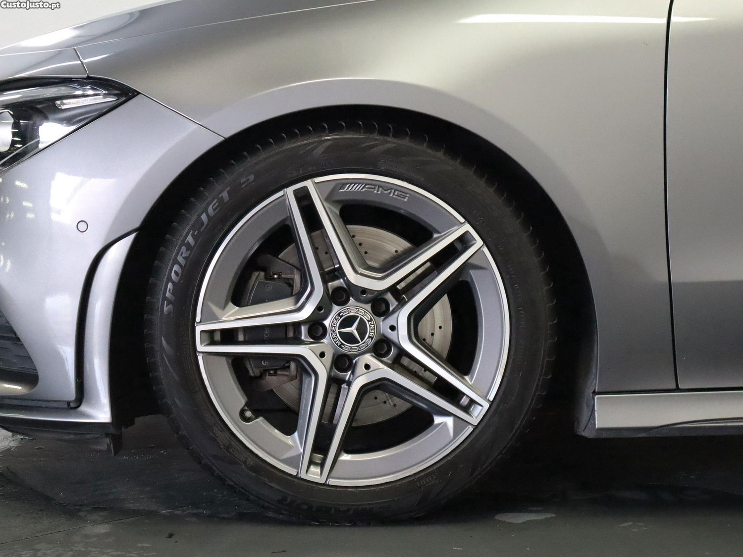 Mercedes-Benz CLA 200 d Shooting Brake AMG Line Aut. — fotografia 19