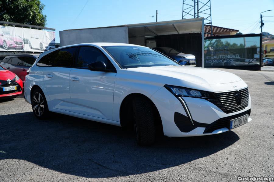 Peugeot 308 1.2 PureTech Allure — fotografia 10