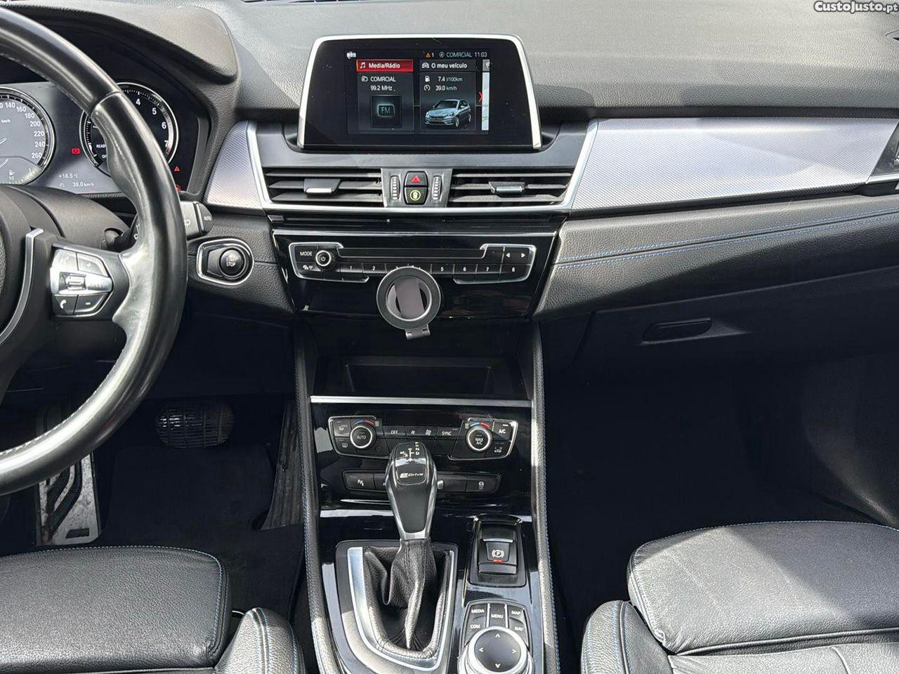 BMW 225 Active Tourer XE Pack M — fotografia 14