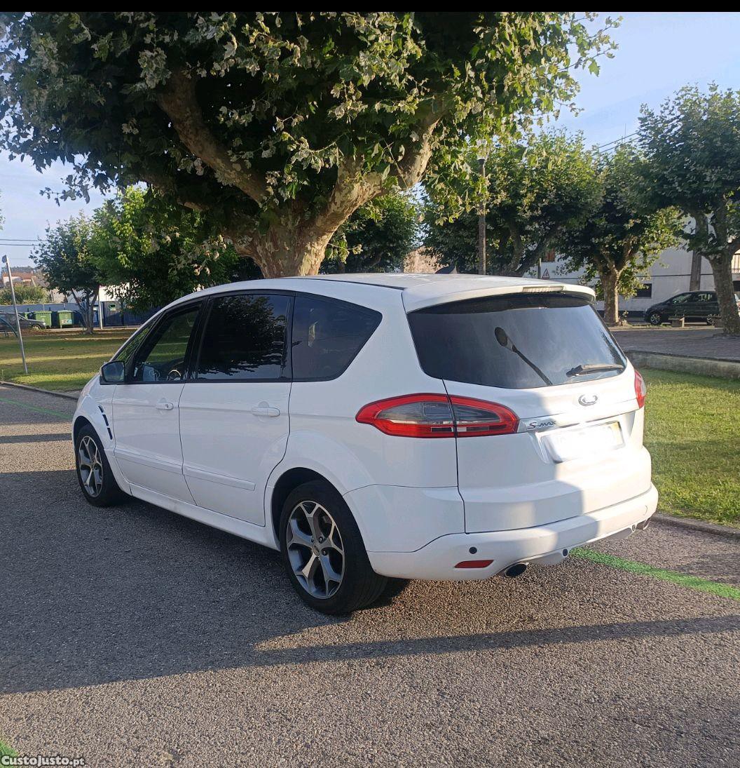 Ford S-Max Titanium — fotografia 8