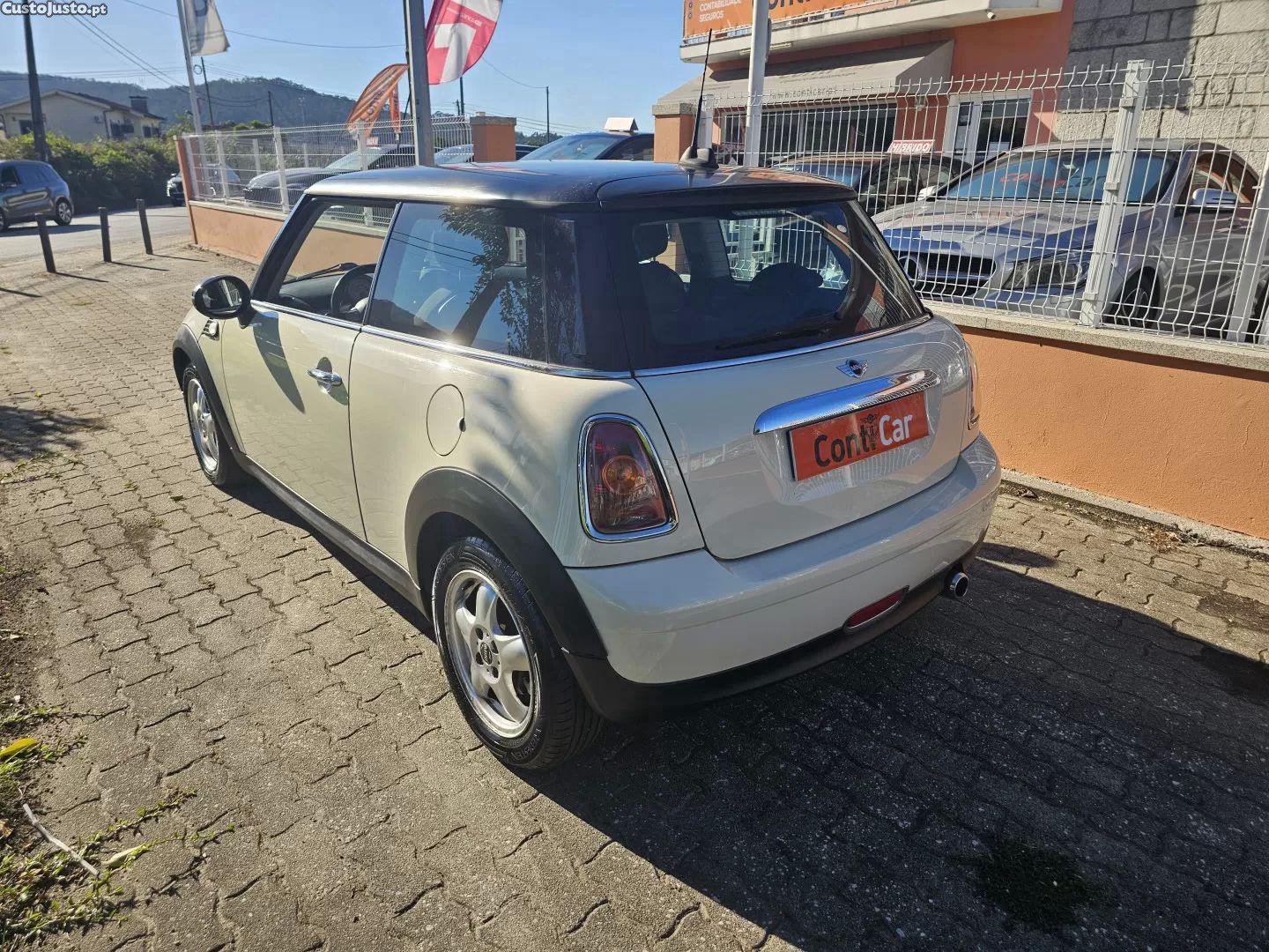MINI One 1400cc 95cv — fotografia 11
