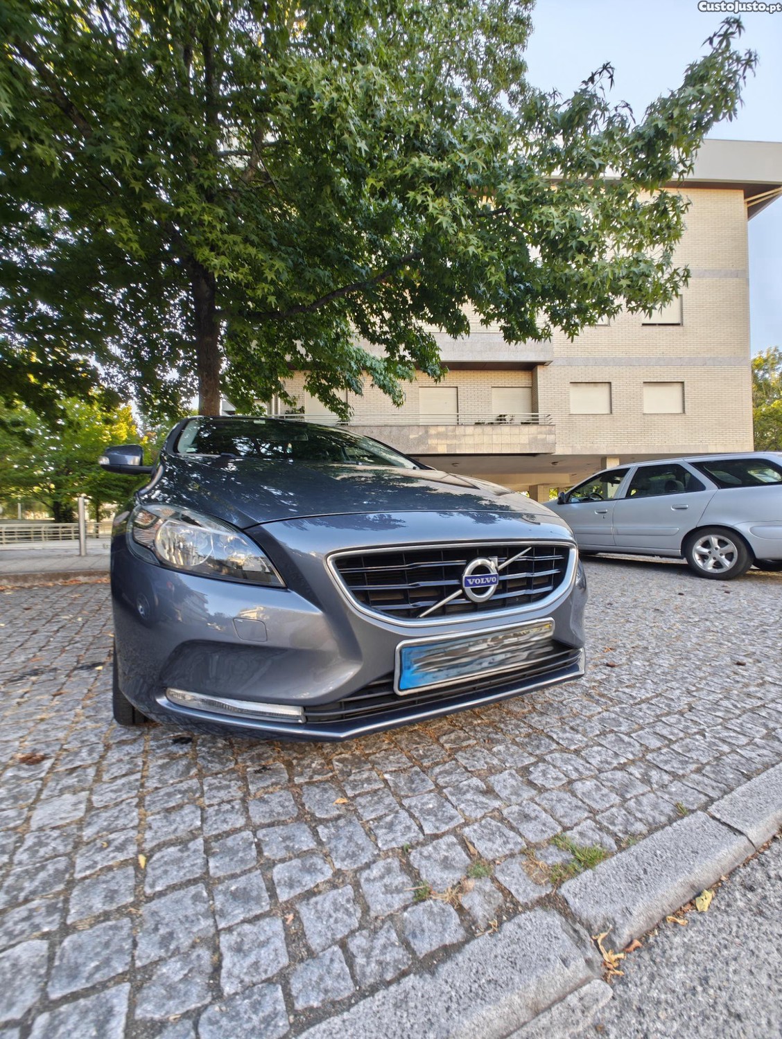 Volvo V40 D2 Kinetic — fotografia 5