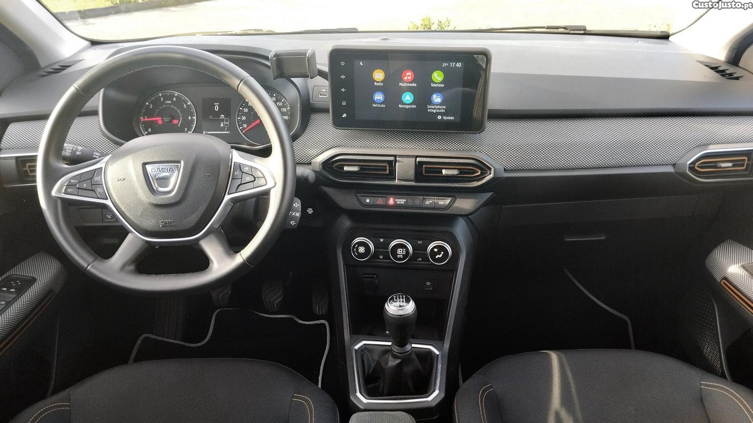 Dacia Sandero 1.0 TCe Stepway Comfort — fotografia 10