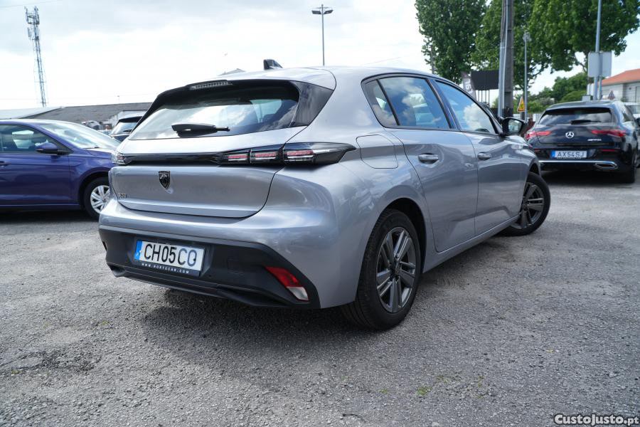 Peugeot 308 PureTech 130 EAT8 Ac - 22 foto 2