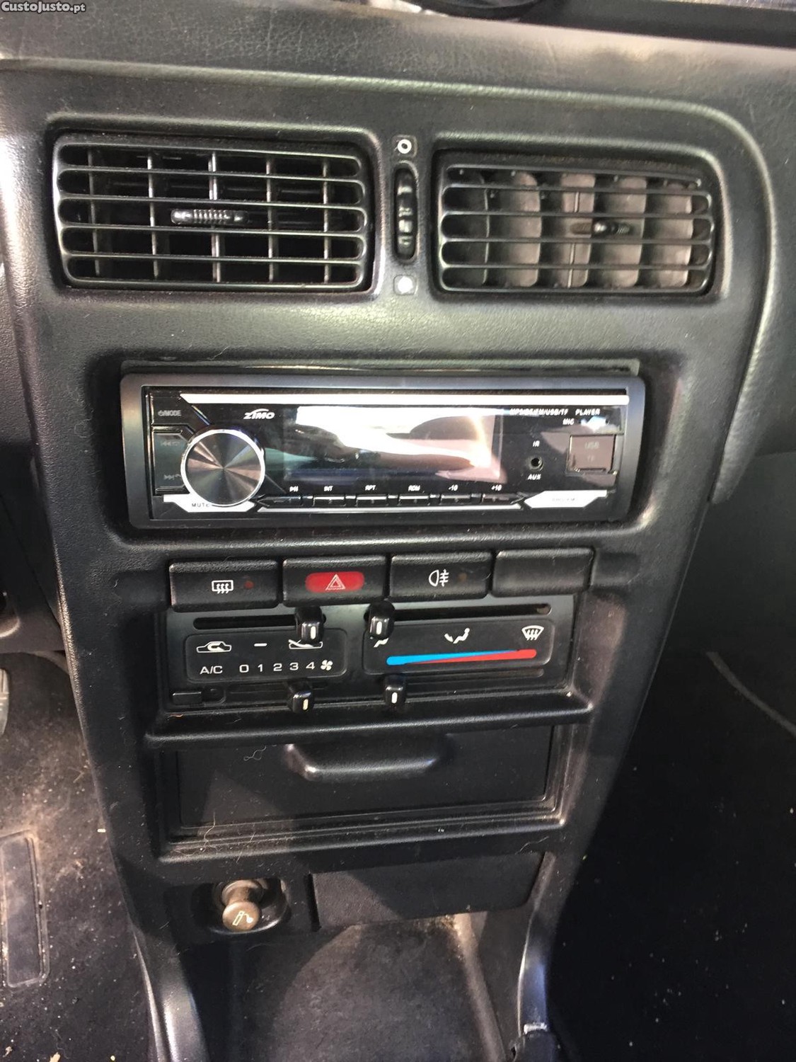 Nissan 100 NX 1.6 gasolina — fotografia 4
