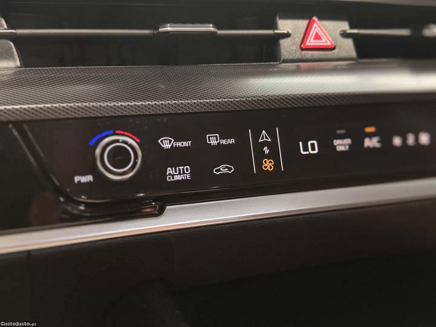 Kia Sportage 1.6 t-gdi phev tech+srf — fotografia 6