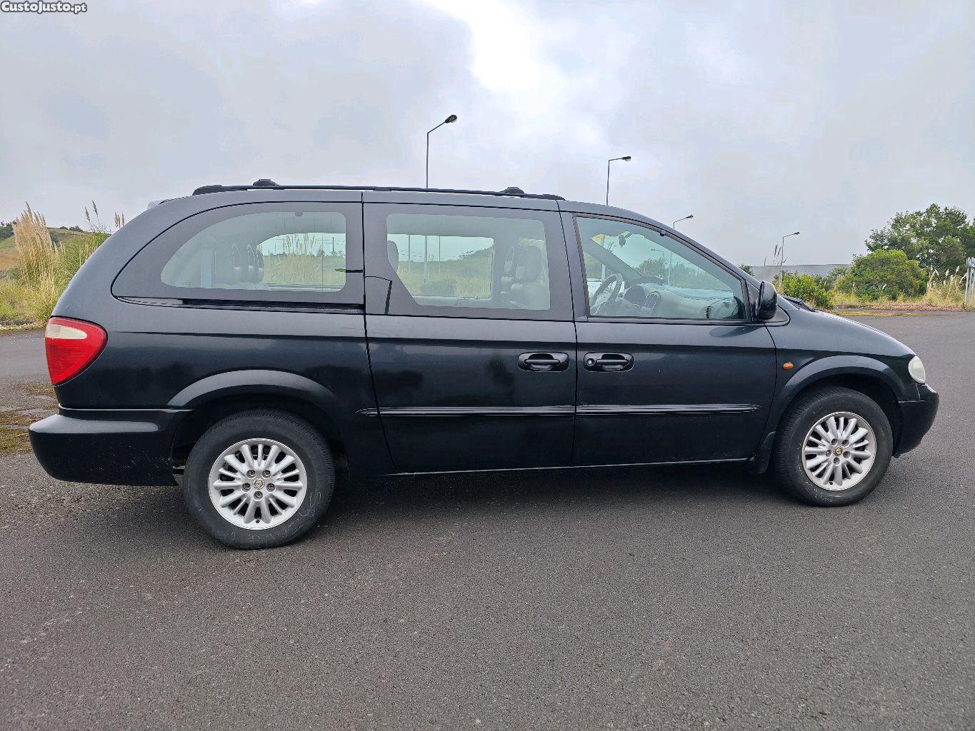 Chrysler Grand Voyager 2.5 CRD — fotografia 9