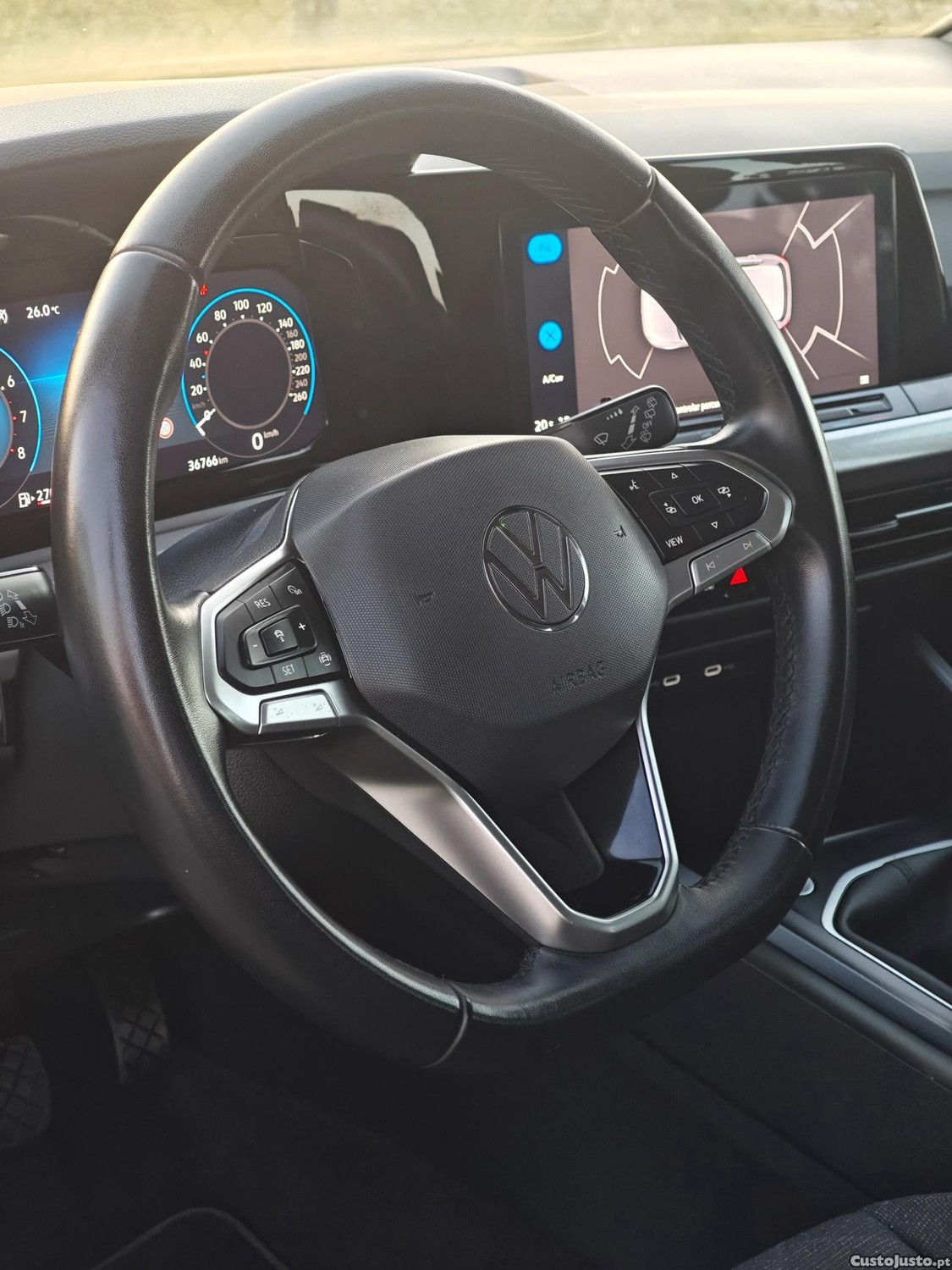 Volkswagen Golf VIII TSI LIFE — fotografia 10