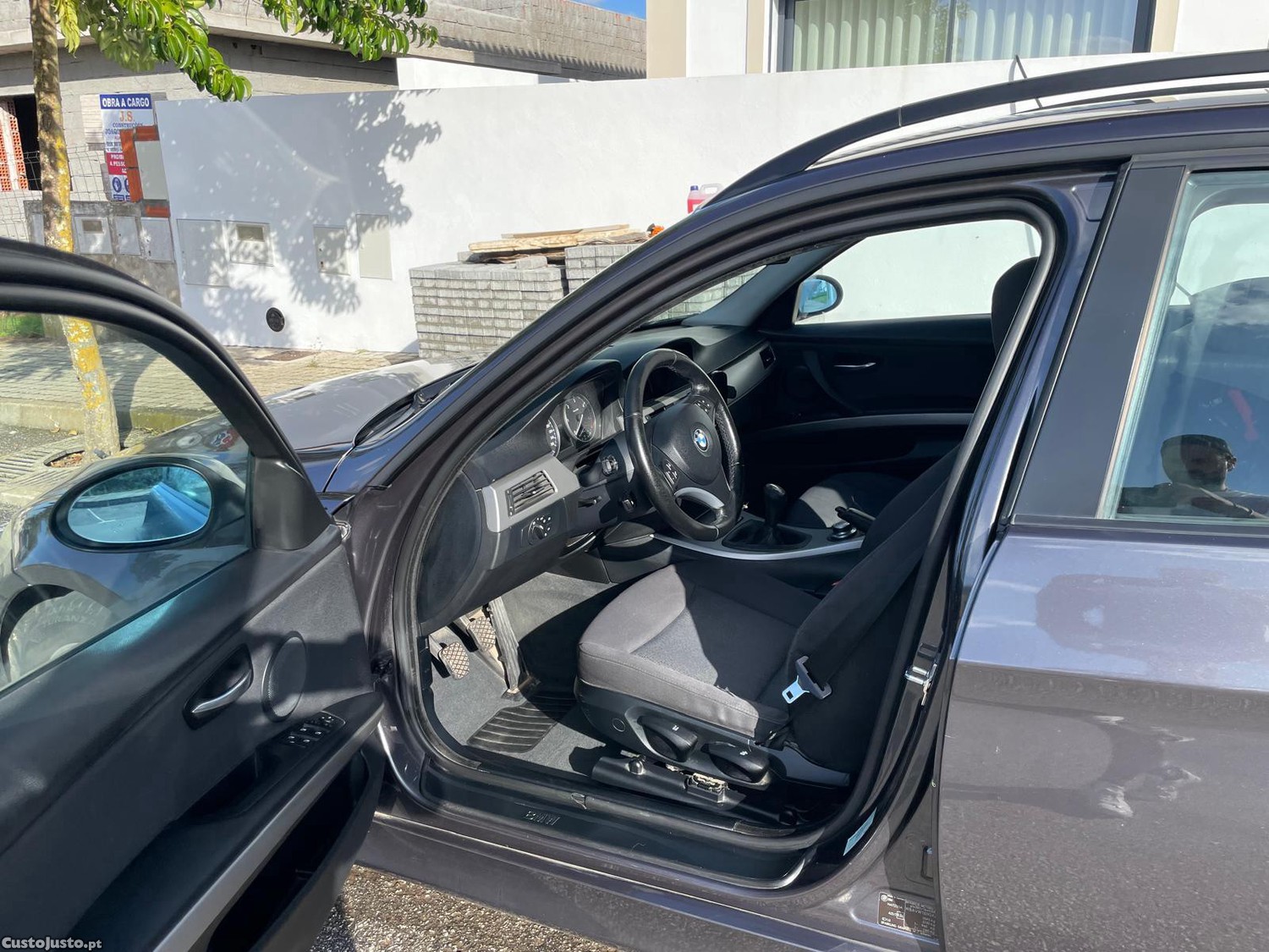 BMW 318 Touring — fotografia 7