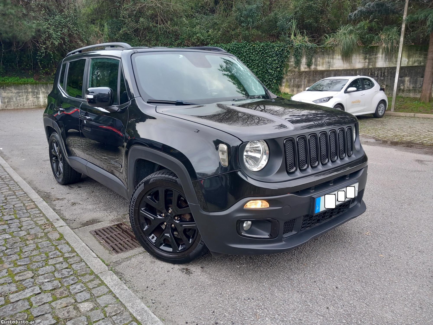 Jeep Renegade 1.6 MJD Night Eagle — fotografia 17