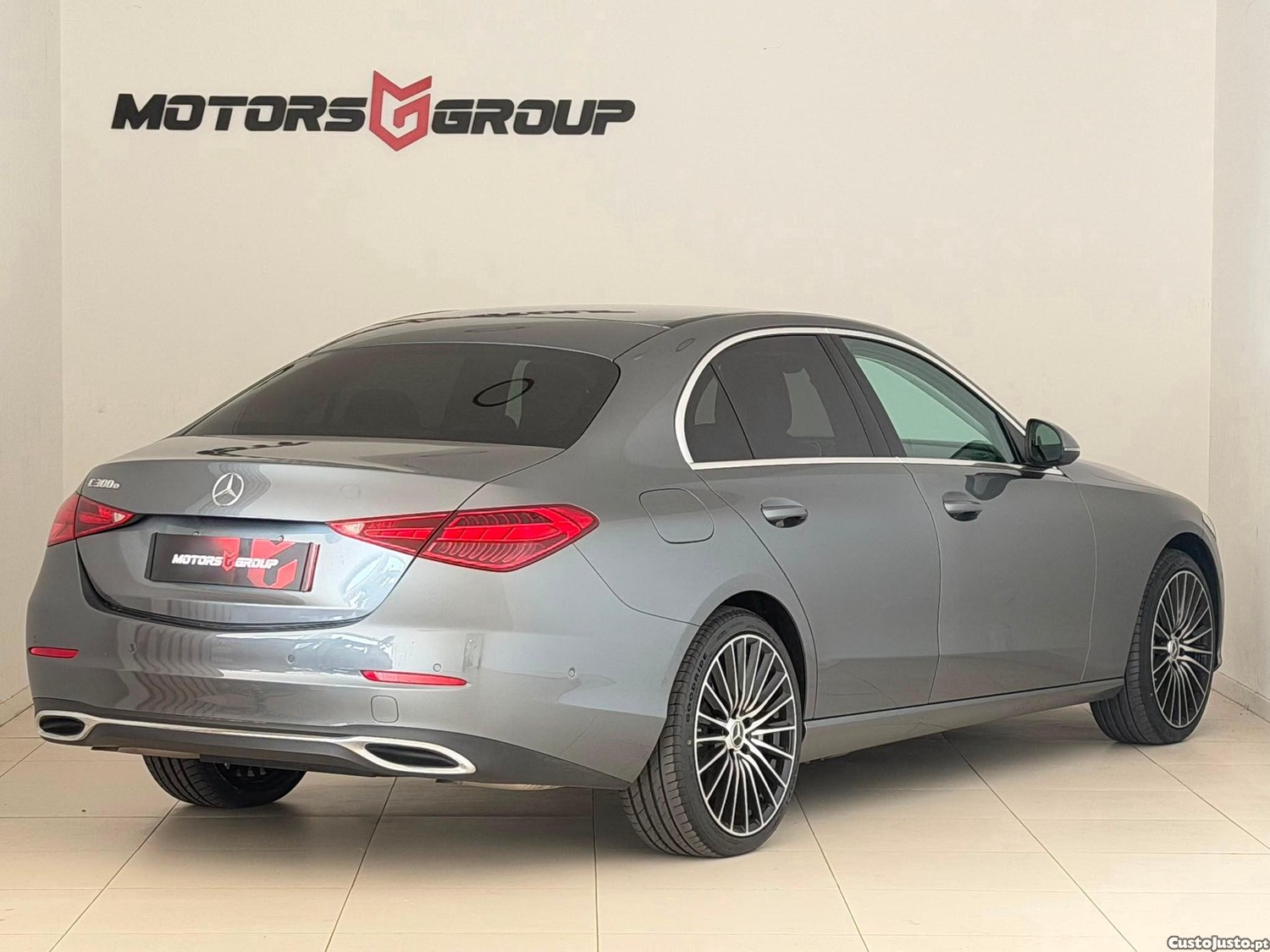 Mercedes-Benz C 300 e AMG Line — fotografia 3