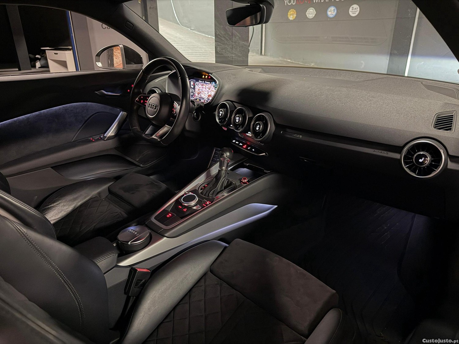 Audi TT Coupé 2.0 TFSI S-line — fotografia 8