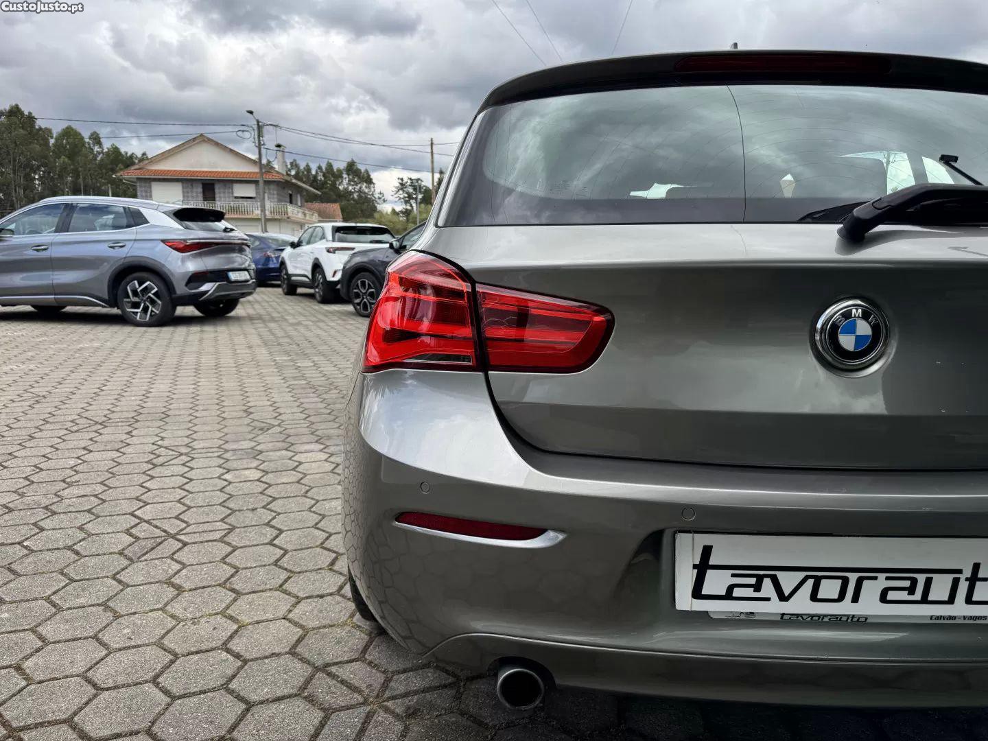 BMW 116 D line sport — fotografia 6