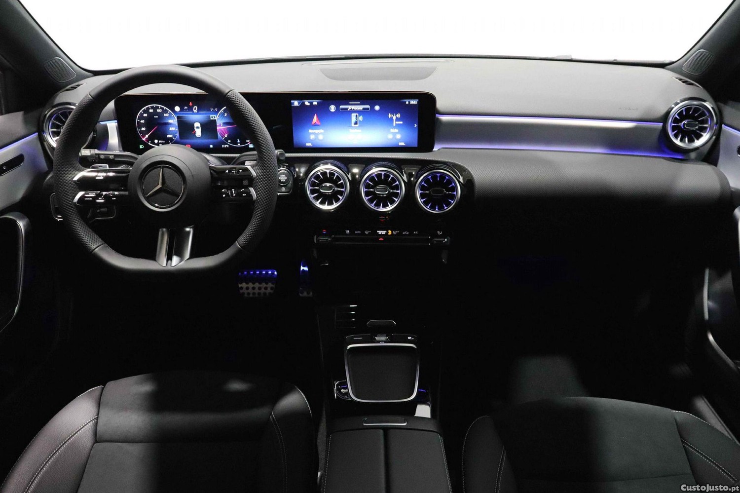 Mercedes-Benz A 180 d — fotografia 12