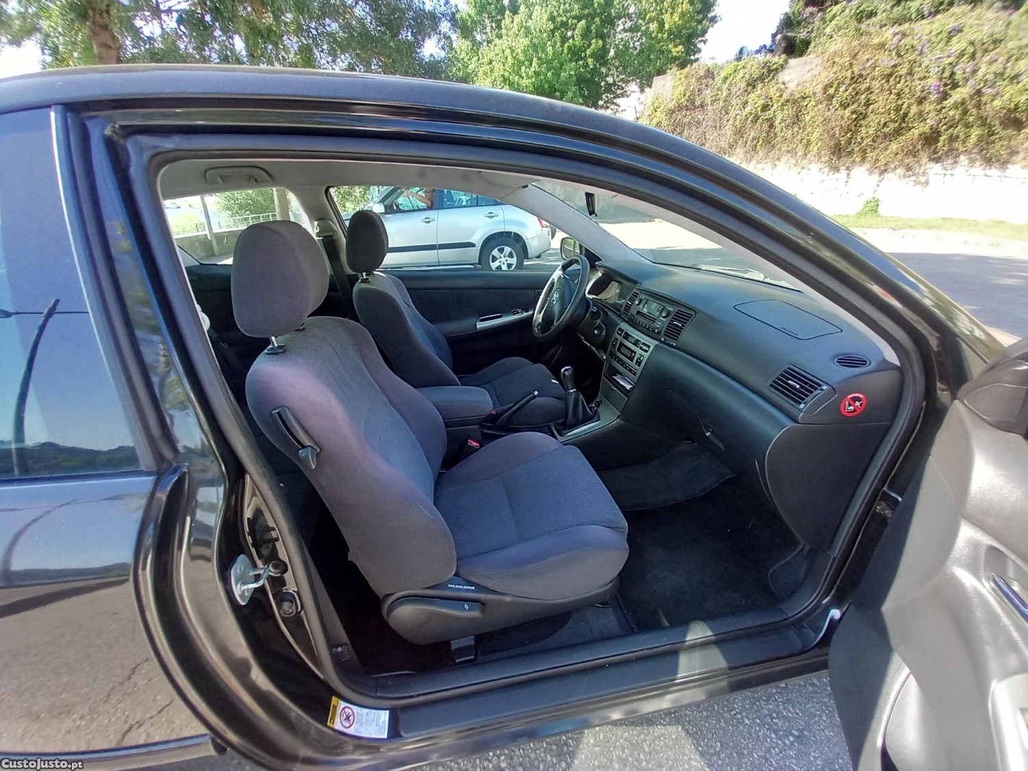 Toyota Corolla 1.4 VVT-i — fotografia 4