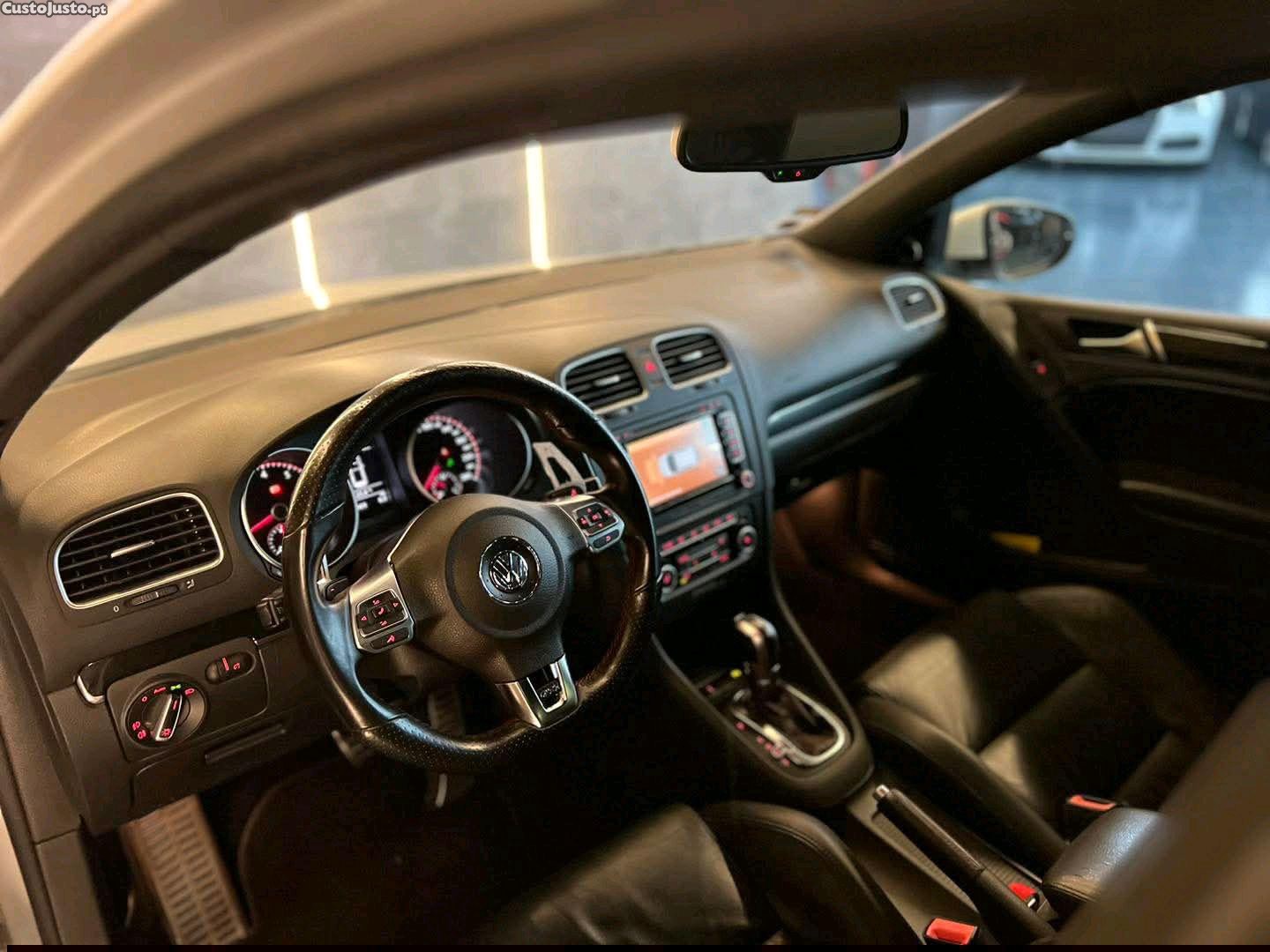 Volkswagen Golf GTI — fotografia 3