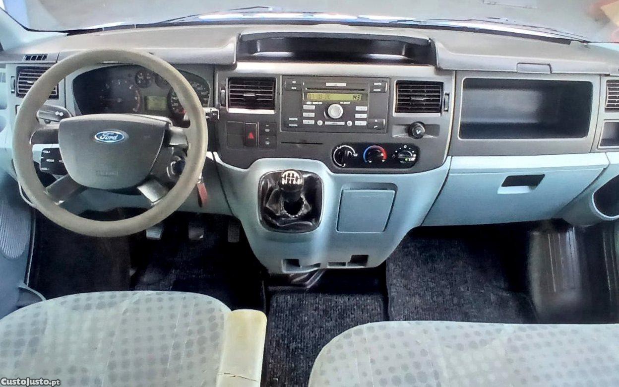 Ford Transit 9 Lugares — fotografia 6