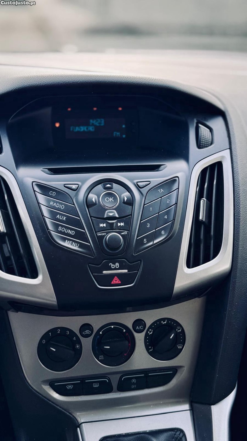 Ford Focus 1.0 Ecoboost — fotografia 7