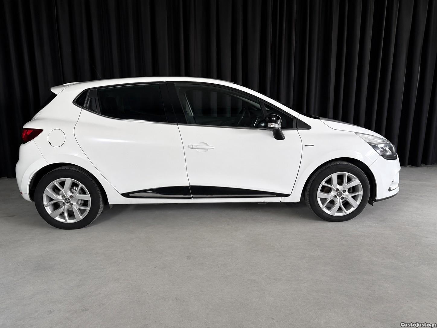 Renault Clio 0.9 TCE Limited — fotografia 6