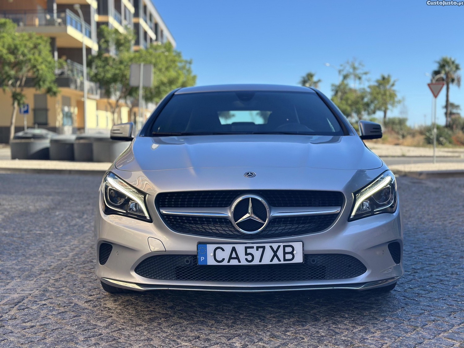 Mercedes-Benz CLA 180 CDI — fotografia 8