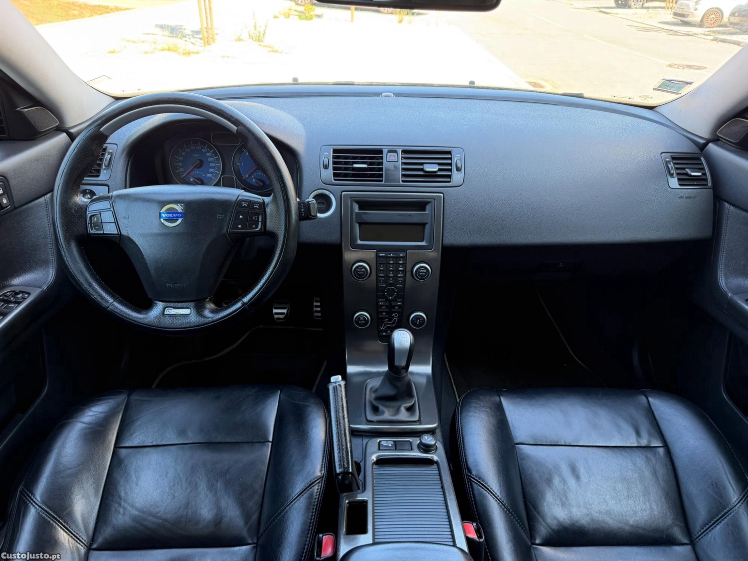 Volvo S40 D2 115cv R-Design Nacional — fotografia 7