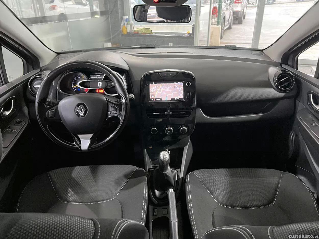 Renault Clio 1.5 dCi Confort 82g — fotografia 11