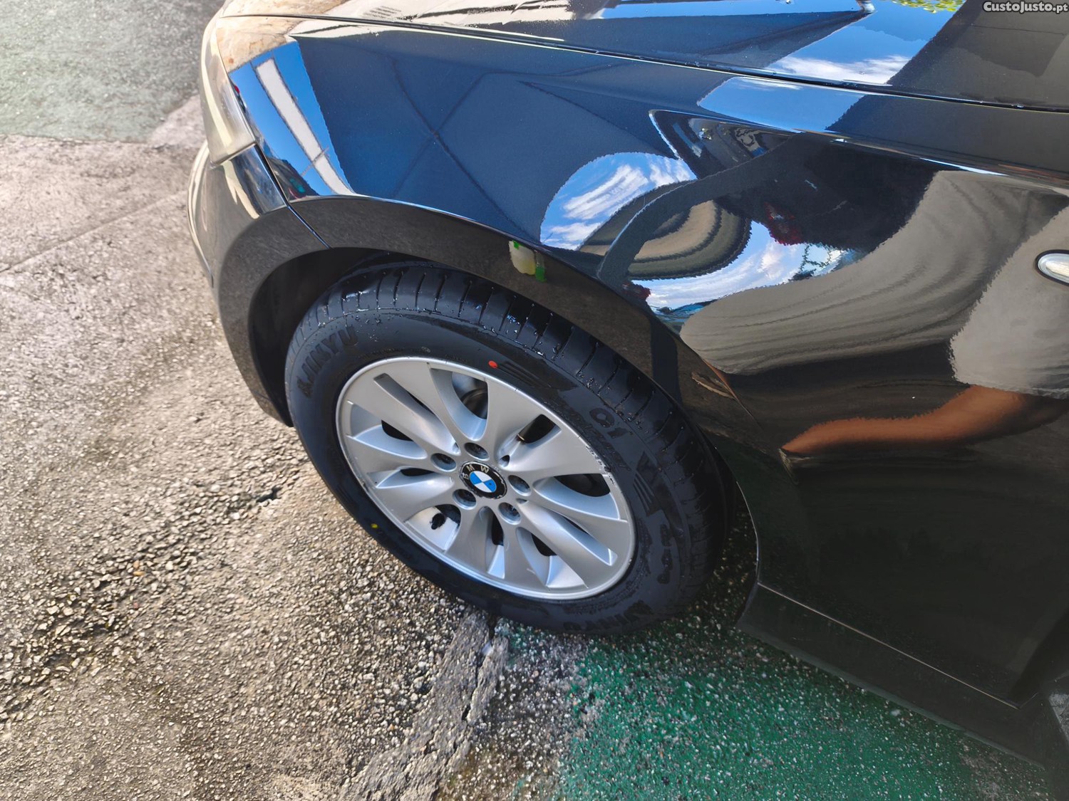 BMW 118 d — fotografia 11