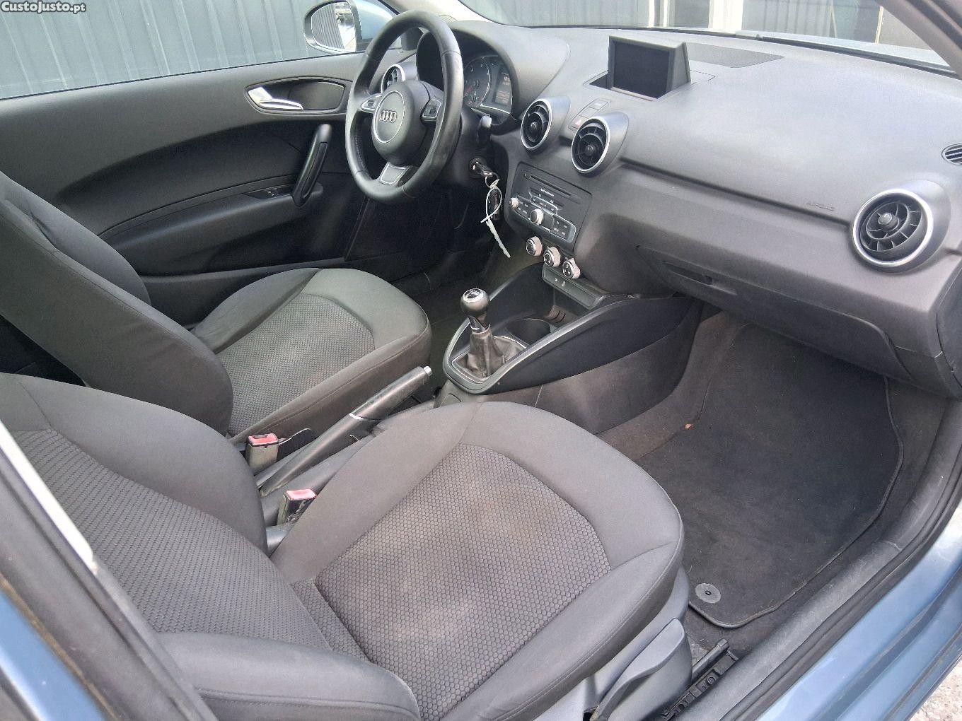 Audi A1 1.6 tdi — fotografia 3