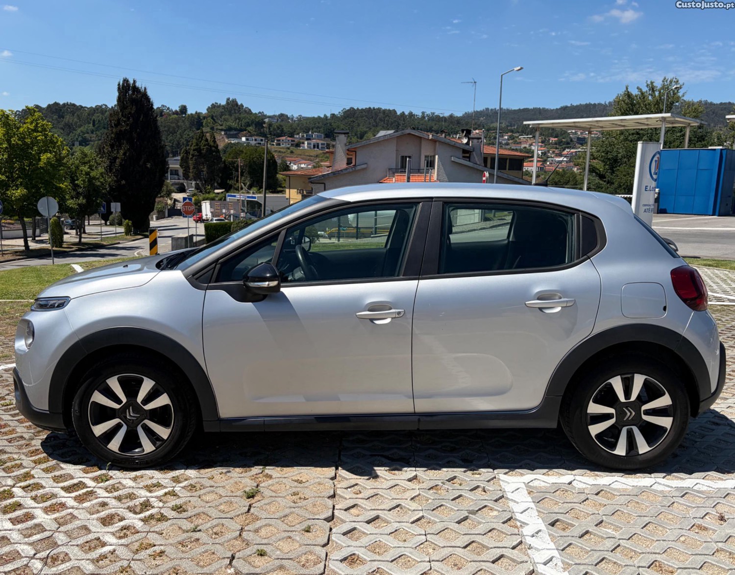 Citroën C3 1.2 Puretech Shine — fotografia 8