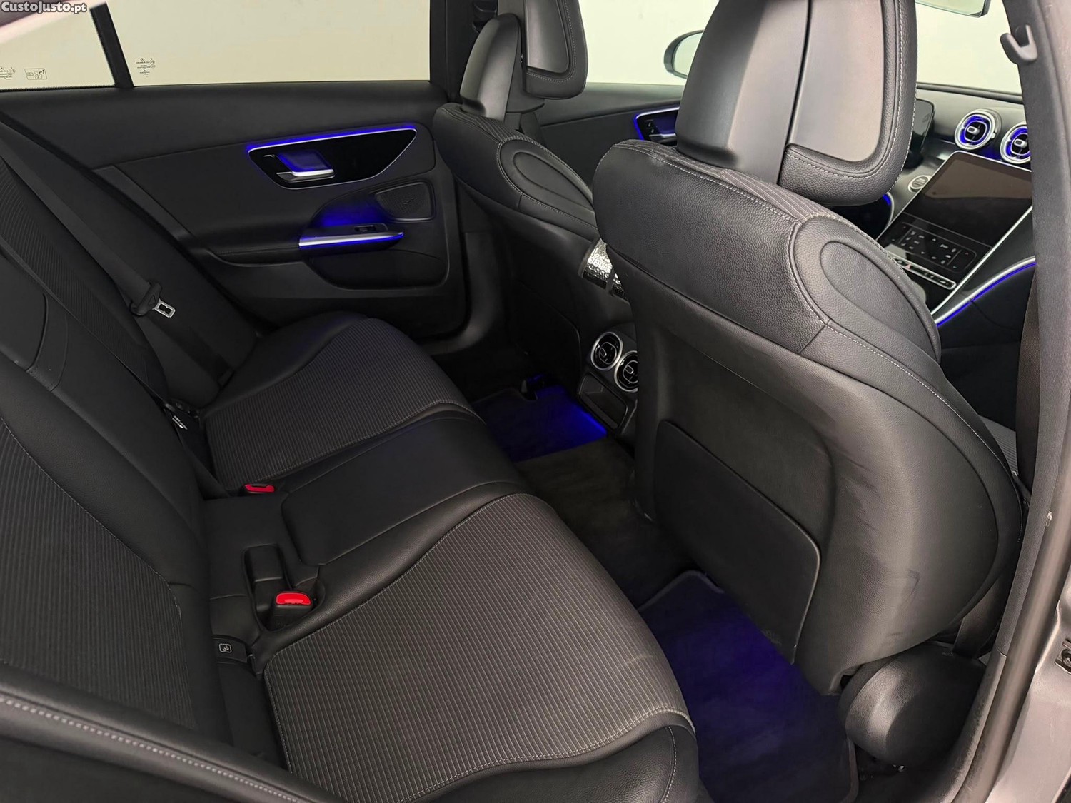 Mercedes-Benz C 300 e AMG Line — fotografia 7