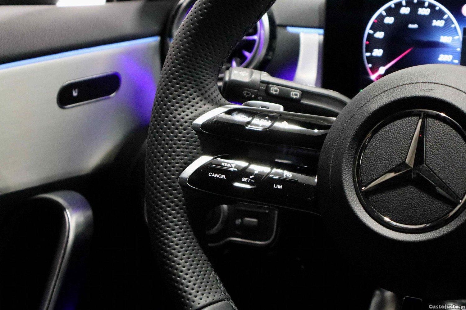 Mercedes-Benz A 180 d — fotografia 18