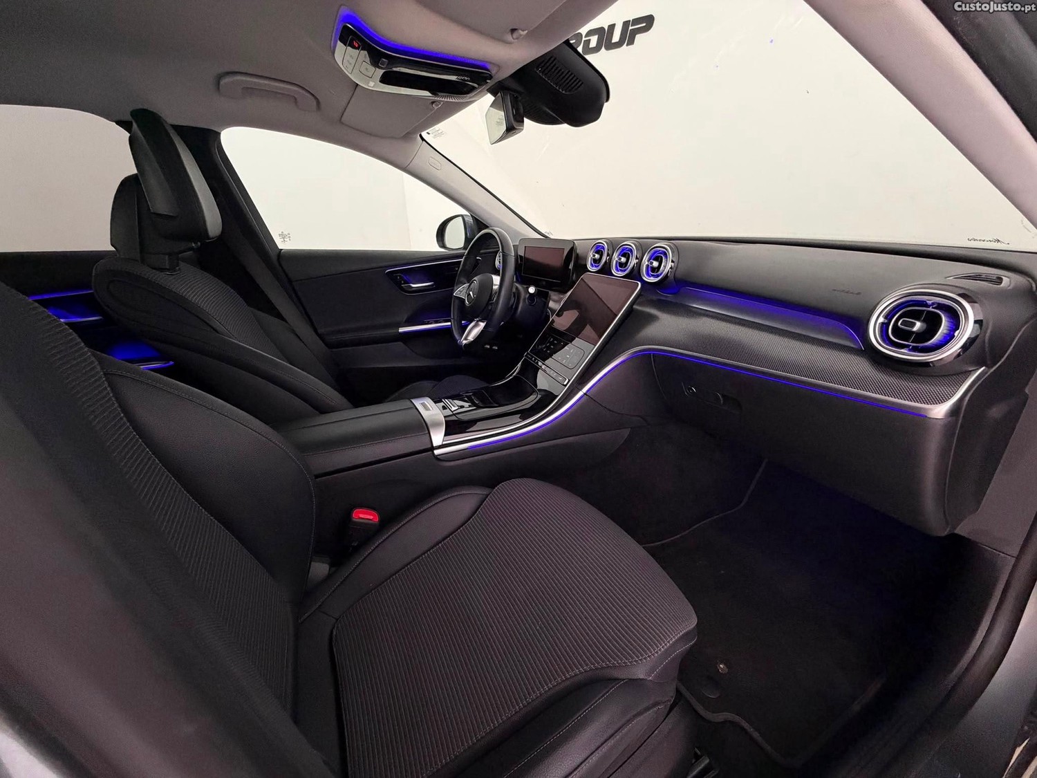 Mercedes-Benz C 300 e AMG Line — fotografia 10