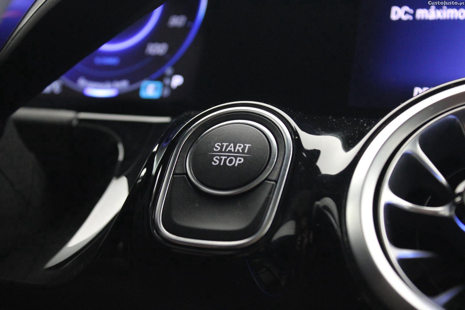 Mercedes-Benz EQA AMG NIGHT EDITION — fotografia 21