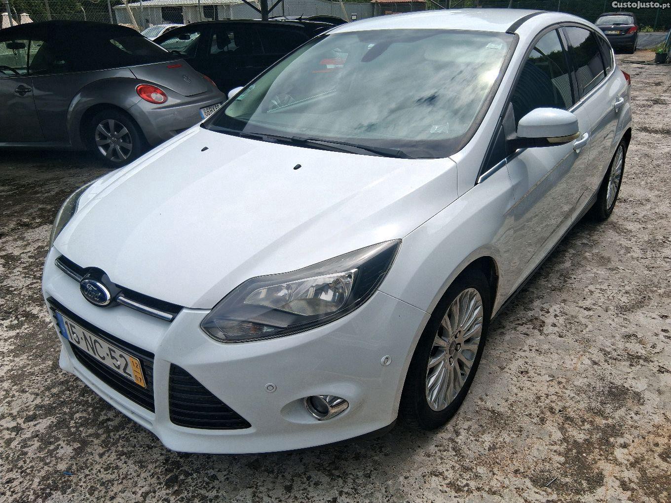 Ford Focus titaniun — fotografia 6