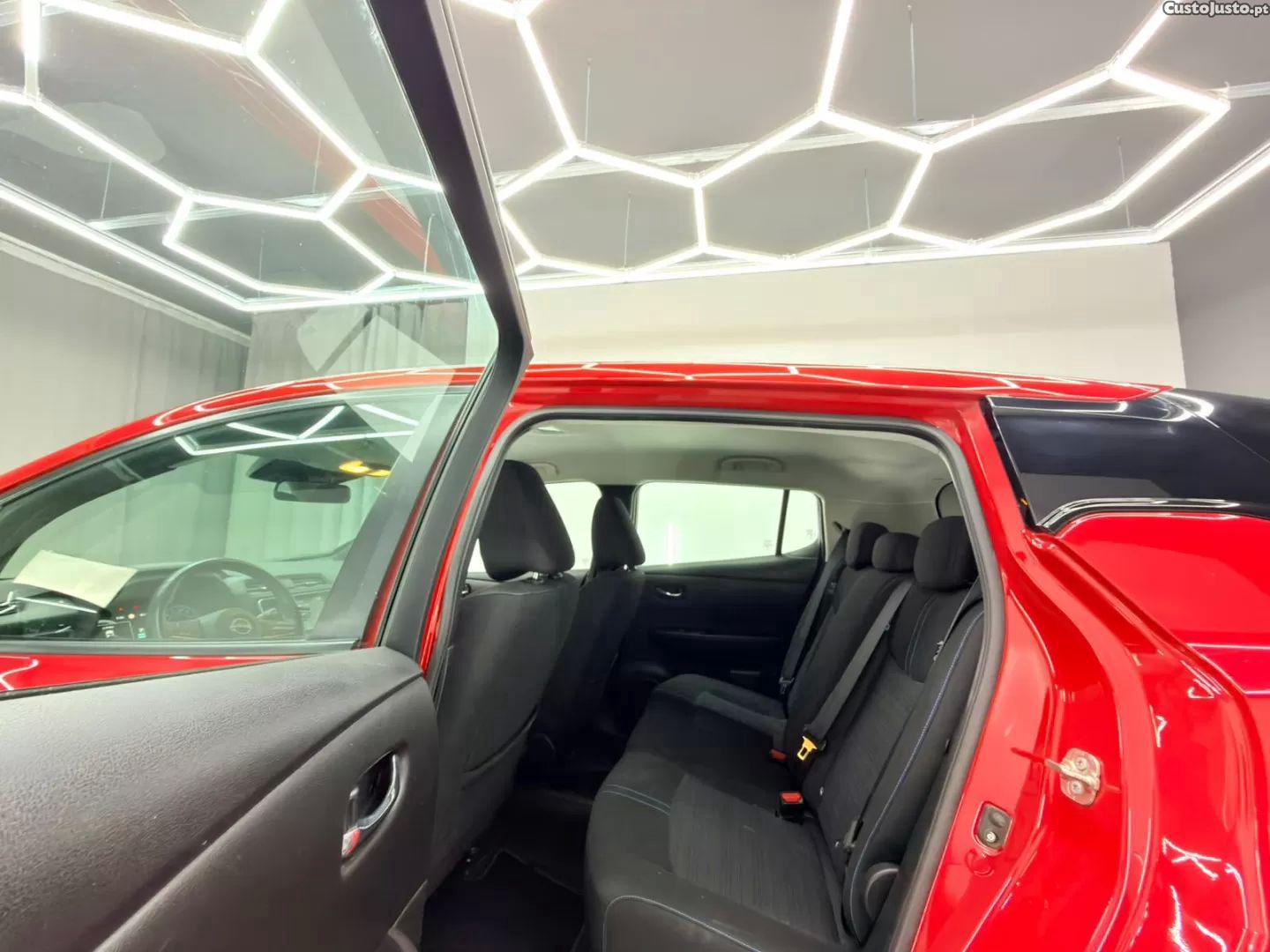 Nissan Leaf Visia — fotografia 15