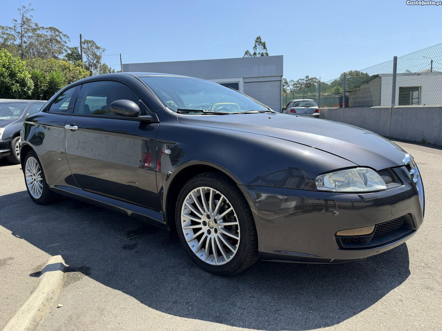 Alfa Romeo GT 1.9JTDM — fotografia 8