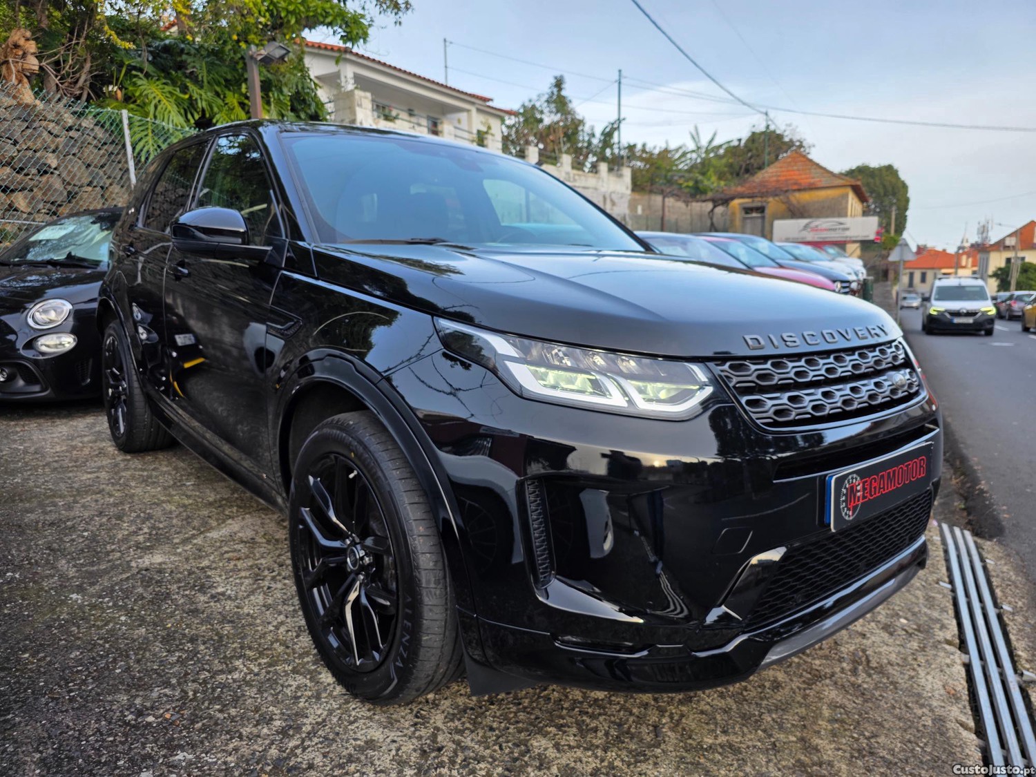 Land Rover Discovery Sport 2.0 ED4 R-Dynamic - 20 foto 2